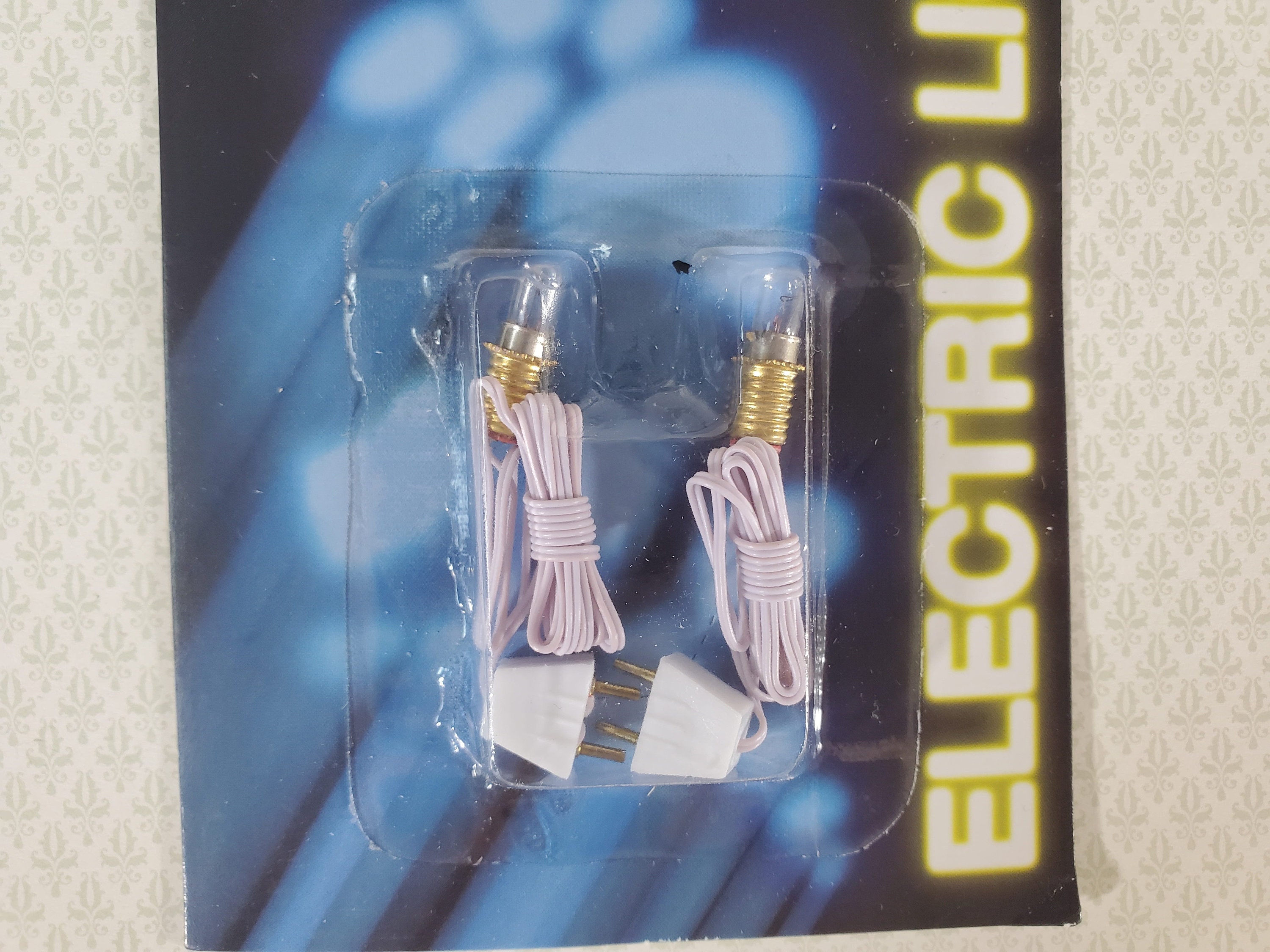 Dollhouse Screw Base Bulb Socket With Wire Plug & Replaceable - Etsy