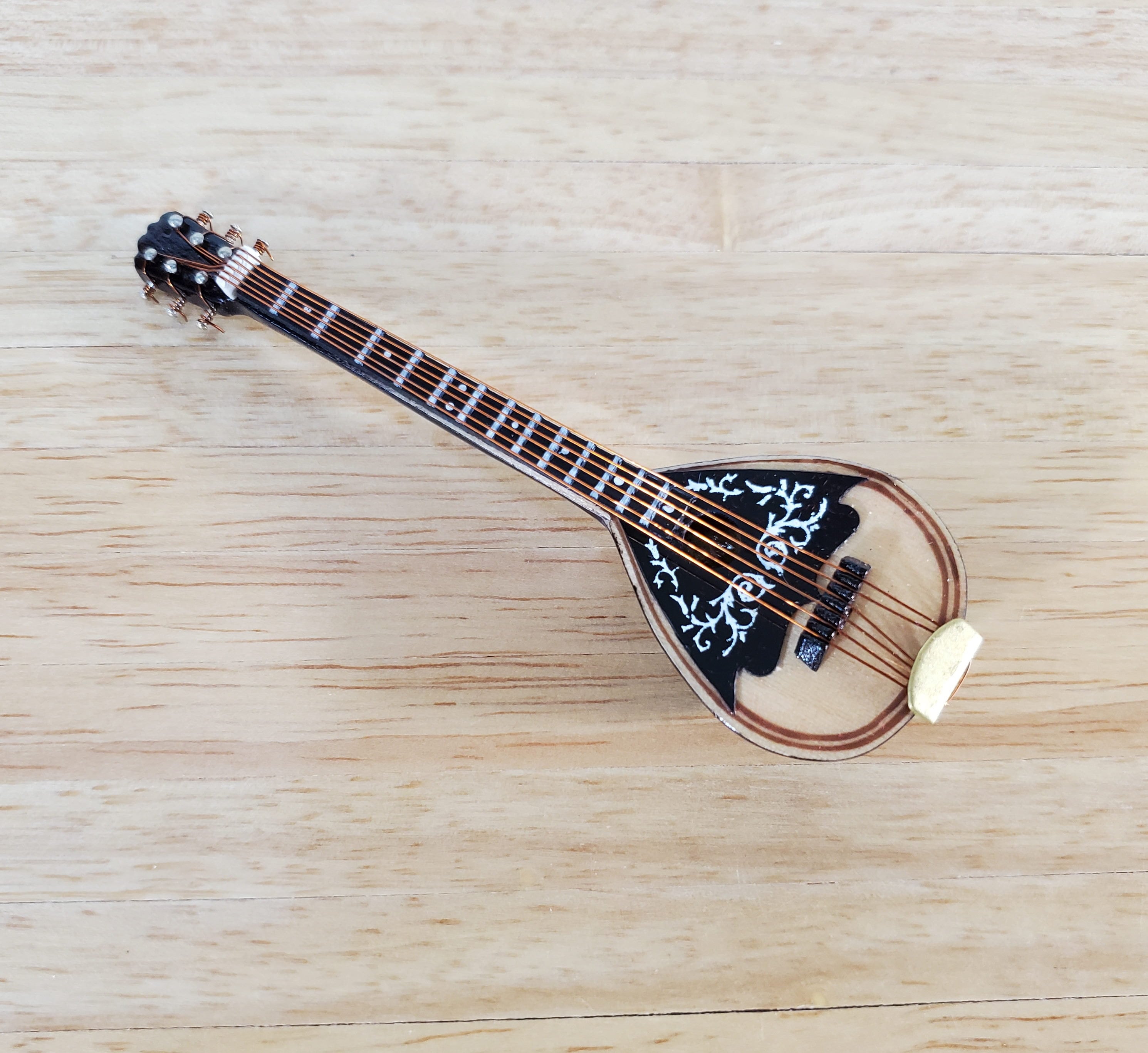 4 inch Mini Mandolin Model, Wooden Musical Instrument Model Collectible  Birthday Gift Dollhouse Model Home Decor