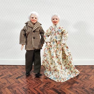 Dollhouse Grandparents Grandma & Grandpa Porcelain Dolls Poseable 1:12 Scale Miniatures