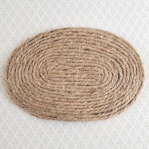 Dollhouse Miniature Oval Rush Mat Jute Twine Rug Small 1:12 Scale