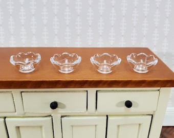 Dollhouse Bowls Clear Plastic Scalloped Edge Set of 4 1:12 Scale Miniatures