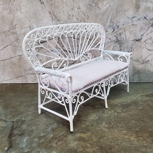 Dollhouse Patio Settee Sofa White Metal 1:12 Scale Miniature Fairy Garden