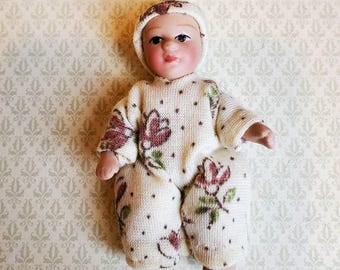 Dollhouse Miniature Baby Doll Porcelain Moveable 1:12 Scale Sleeper Cap