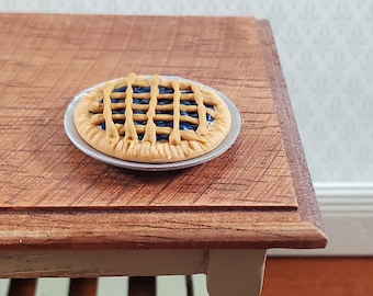 Dollhouse Blueberry Pie on Plate 1:12 Scale Miniature Kitchen Food Bakery