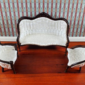 Dollhouse Victorian Living Room Set Sofa Chairs 1:12 Scale Furniture Walnut Finish