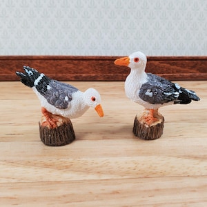 Dollhouse Seagulls Birds Set of 2 Large 1 5/8" long 1:12 Scale Miniature
