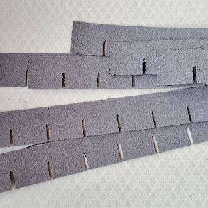 Dollhouse Miniature Asphalt Shingles Dark Gray Square 1:12 Scale #4010 144-157 Sq Inches