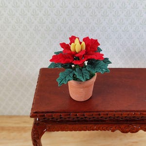 Dollhouse Small Poinsettia Plant in a Terra Cotta Pot 1:12 Scale Miniature