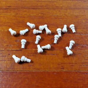 Dollhouse Wood Knobs or Drawer Pulls Small 18 Pieces 1:12 Scale Miniatures