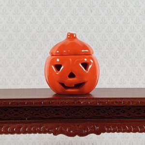 Dollhouse Pumpkin Jar for Halloween Decor Ceramic 1:12 Scale Miniature image 1