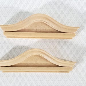 Dollhouse Miniature Window Pediment Bonnet Style Wood 1:12 Scale Houseworks #7097