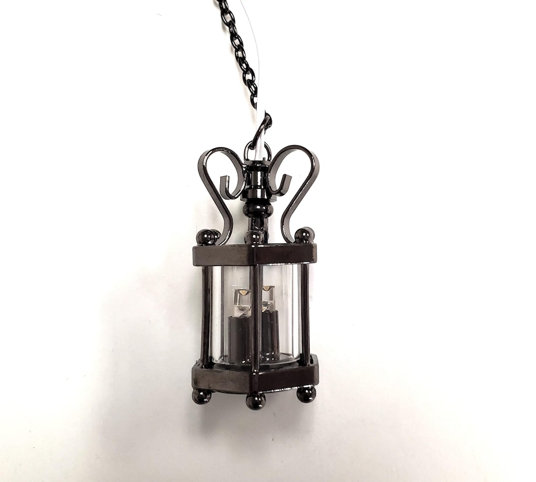 Lampe Suspense LED Hurricaine Style Victorien - Miniature Maison De Poupée 1:12