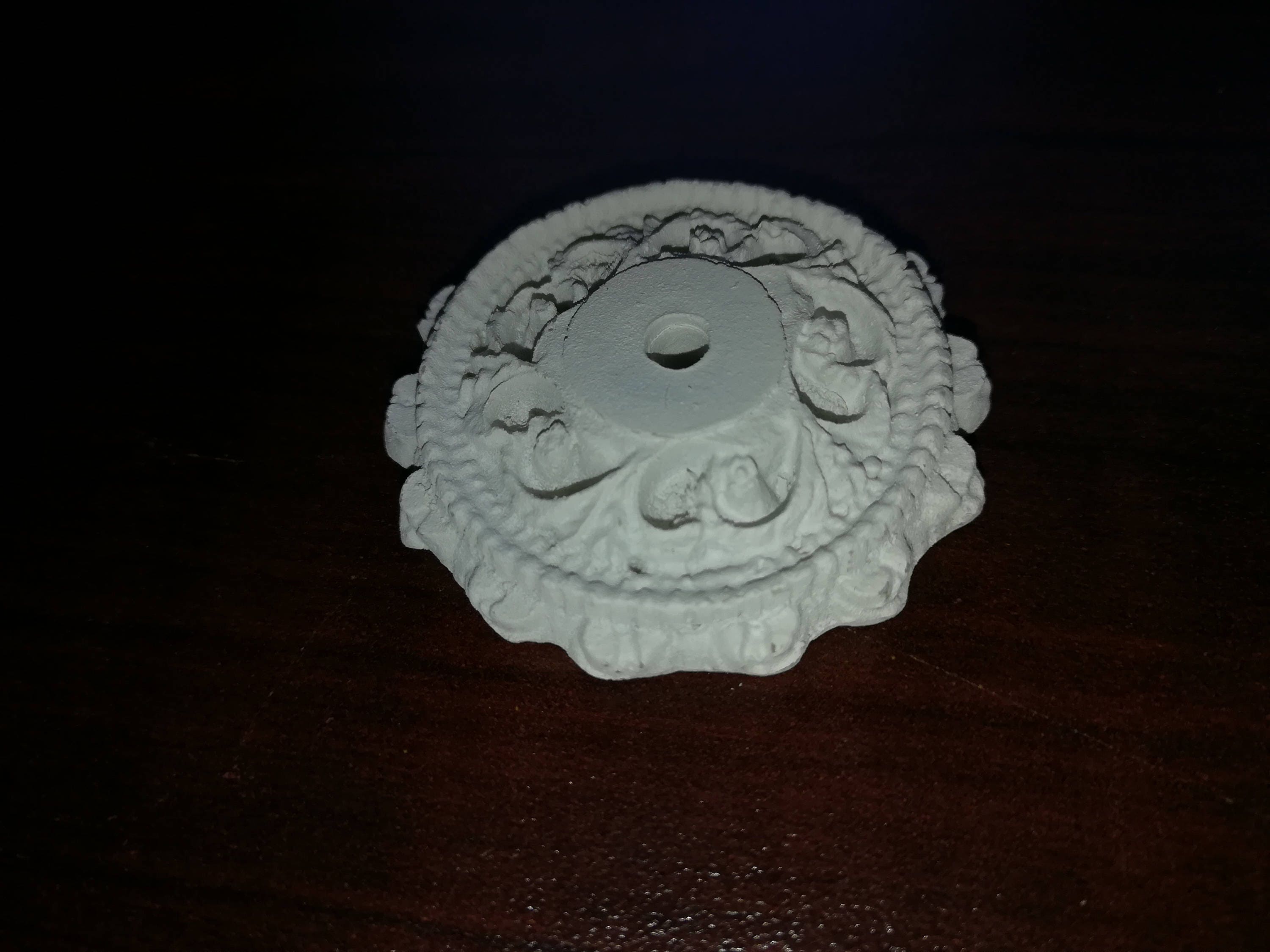 Dollhouse Miniature Ceiling Rose Medallion Small Plaster