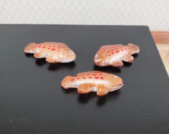 Miniature x3 Fish Grouper for Dollhouse Food Seafood Grocer Grocery Store 1 1/4"