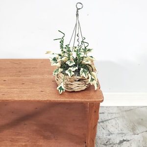 Dollhouse Hanging Plant Variegated English Ivy in Natural Fiber Basket 1:12 Scale Miniature