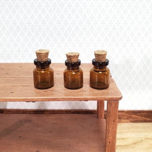 Miniature Amber Glass Jars Bottles Cork Stoppers x3 Apothecary Potions 11/16"