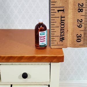 Botella de peróxido de hidrógeno para casa de muñecas, grande, estilo moderno, escala 1:12, miniatura, medicamento imagen 3