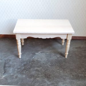 Dollhouse Miniature Kitchen or Dining Room Table Unpainted 1:12 Scale Furniture