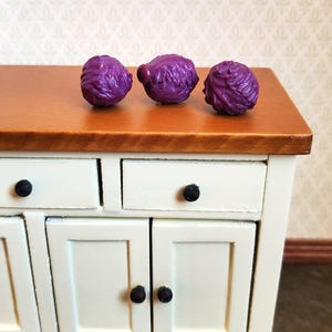 Dollhouse Miniature Red Cabbage 3 Heads 1:12 Scale Kitchen Food Vegetables