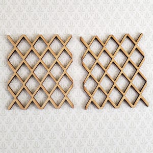 Dollhouse Diamond Window Pane Insert 1:12 Scale Fits Houseworks 5000 Miniatures