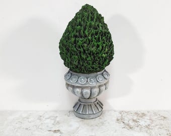 Dollhouse Flat Back Topiary Potted Bush 1:12 Scale Resin Miniature Garden