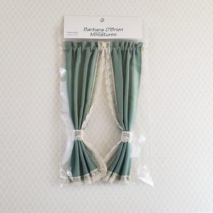 Dollhouse Miniature Curtains Green with Lace & Curtain Rod 1:12 Scale Handmade