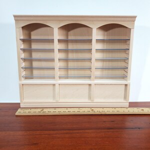 Librería para casa de muñecas, estanterías de tienda, 3 compartimentos, estantes ajustables, muebles a escala 1:12. imagen 5