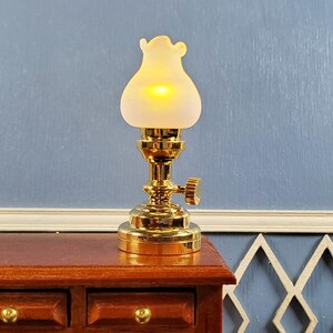 Puppenhaus Batterie Licht Tulip Tischlampe Gold 1:12 Miniatur Miniatur Laterne