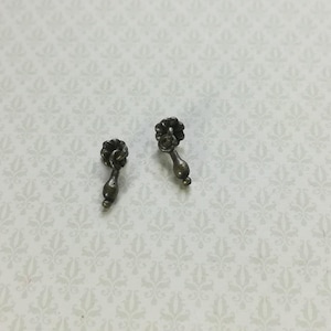 1: 12 Schubladenknauf Vintage Bronze 1:12 Metall Knauf