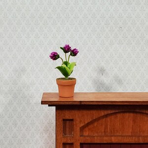 Dollhouse Potted Flowers Mauve Flowering Plant in Terra Cotta Pot 1:12 Scale