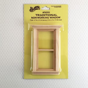 Dollhouse Window Traditional Non Working 1:12 Scale Houseworks 5051 Miniatures