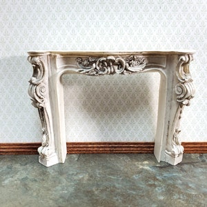 Dollhouse Victorian Fireplace Aged Gray Ornate Resin 1:12 Scale Furniture