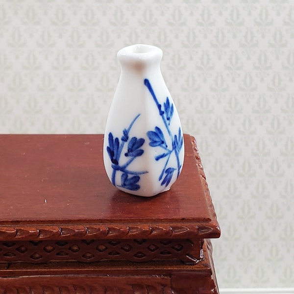 Dollhouse Flower Vase Blue & White Decorative Ceramic 1:12 Scale Miniature