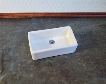 Dollhouse Miniature Sink Belfast Butler Farmhouse Style Large Cream 1:12 Scale Ceramic