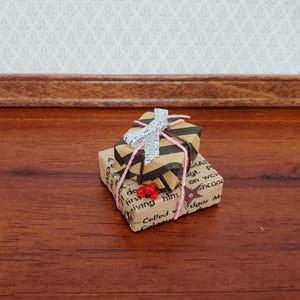 Dollhouse Wrapped Gifts Tiny Presents 1:12 Scale Miniatures Birthday or Christmas