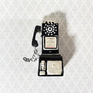 Puppenhaus Miniatur Münztelefon 1950er Jahre Vintage Style Resin 1:12 Telefon
