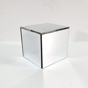 Dollhouse Modern Mirrored Side Table Cube 1:12 Scale Miniature Furniture