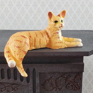 Dollhouse Kitty Cat Orange Tabby Shelf Sitter Leg Down 1:12 Scale Miniature Pet