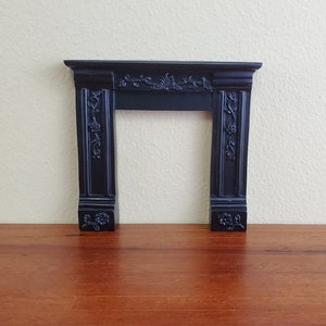 Dollhouse Miniature Fireplace Surround Victorian with Flowers Black 1:12 Scale
