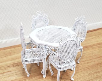Dollhouse Table with 4 Chairs White Wire Metal 1:12 Scale Miniature or Fairy Garden
