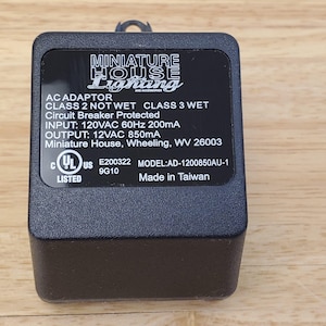 Dollhouse Transformer 10 Watt for Wiring up to 16 12volt Bulbs Small to Medium Houses MH40110