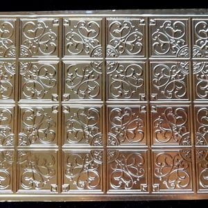 Dockhusminiatyr i plåttak i präglat koppar, skala 1:12, 23 x 15 cm, jugendstil