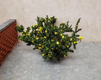 Dollhouse Rose Bush Yellow Large Flowering Shrub 1:12 Scale Miniature