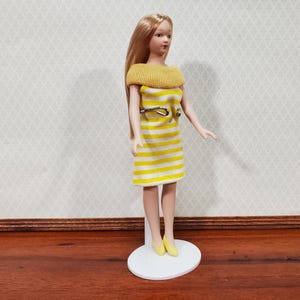 Dollhouse Miniature Porcelain Doll Modern Female Mom 1960s 1:12 Scale