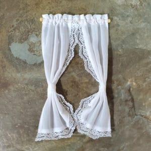 Dollhouse Curtains Fabric & Lace White Tie Back with Curtain Rod 1:12 Scale Miniatures