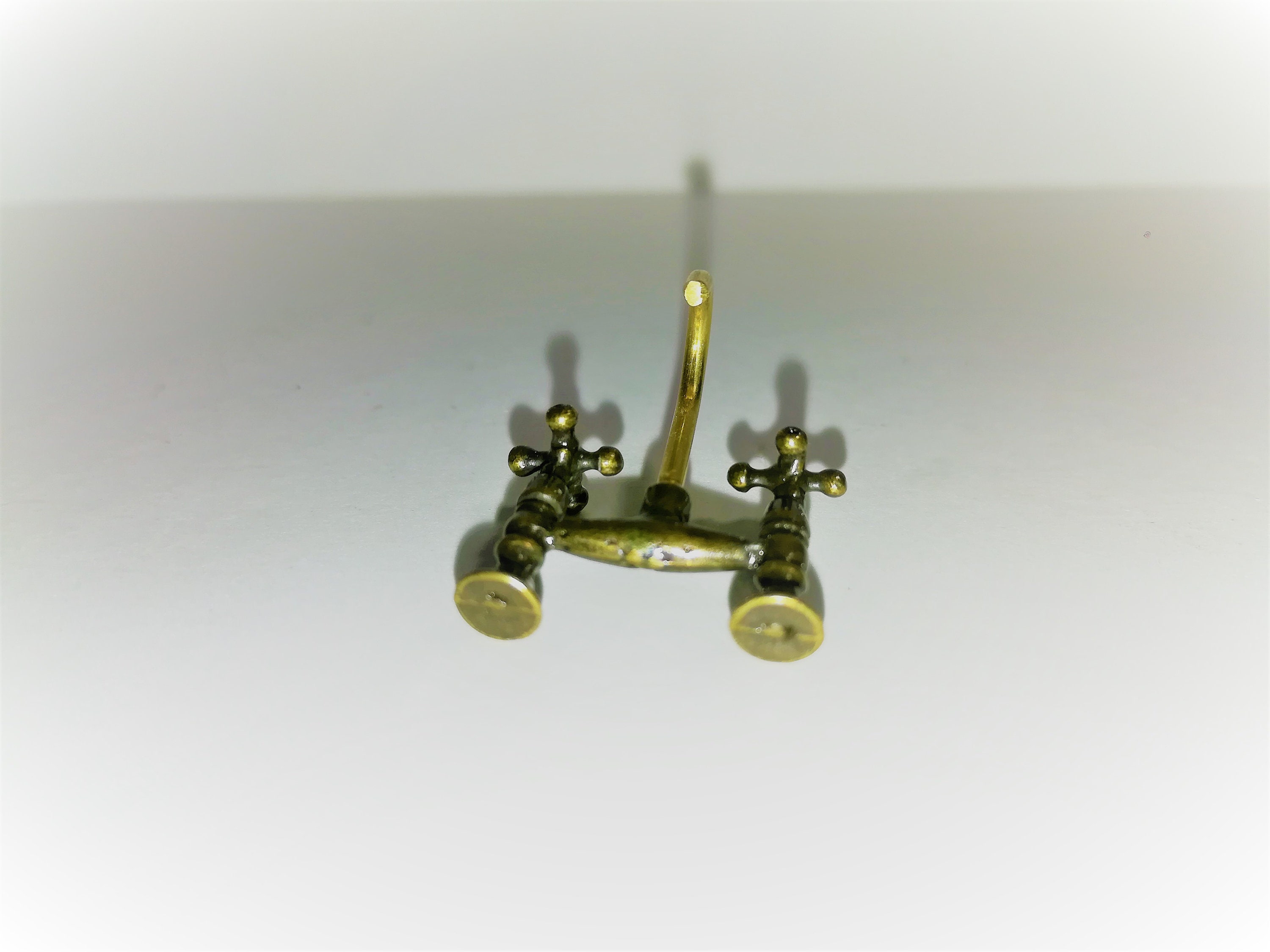 DIY Miniature Double Tap Faucet Mixer for 1:12 Dollhouse Kitchen Bathroom Decor