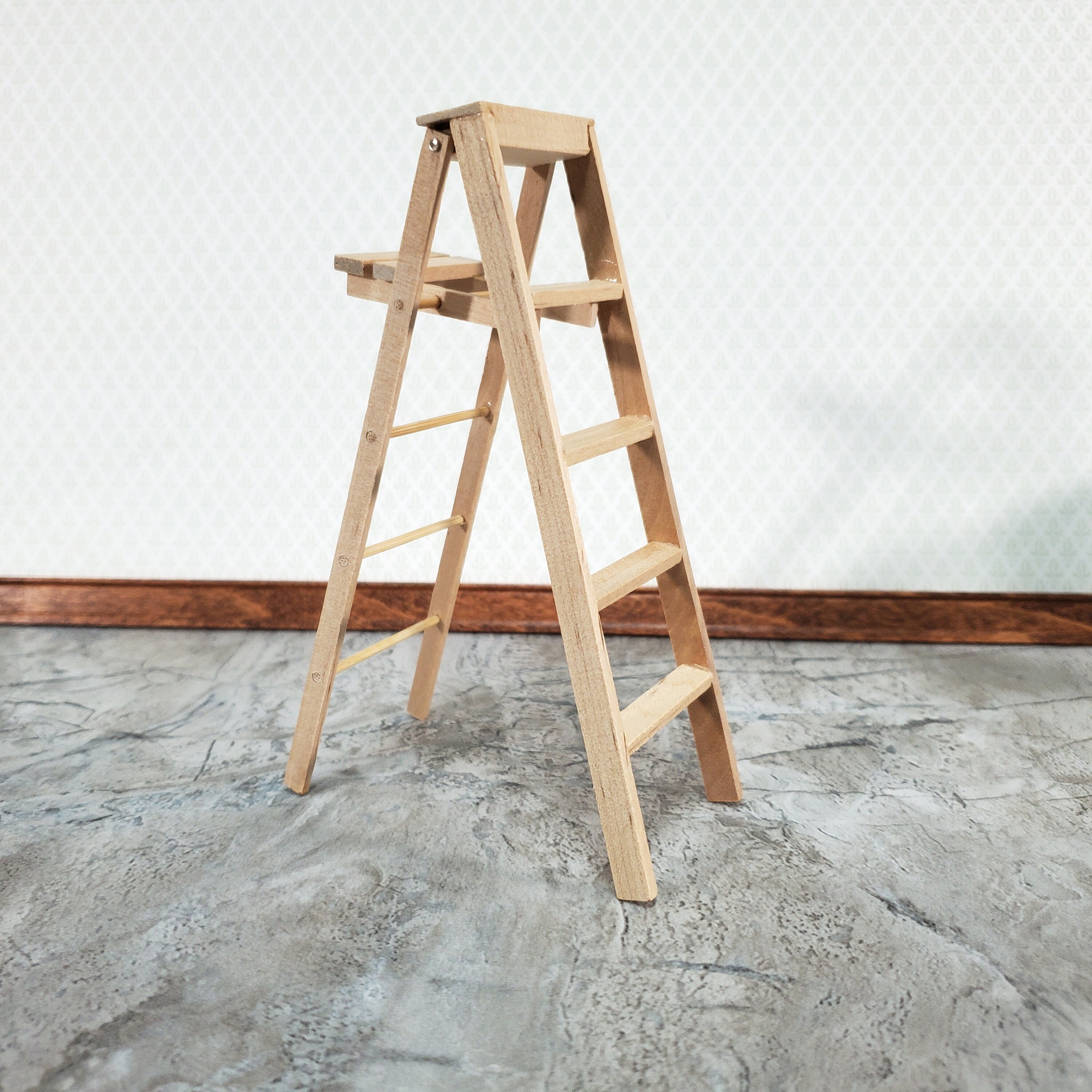 Tall Step Ladder With Tool Rest for 1:12th Dolls House 