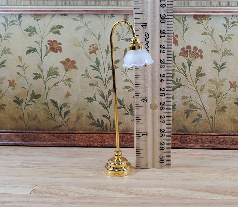 Dollhouse Floor Lamp Battery Light Flower Shade Gold Base 1:12 Scale Miniature image 5