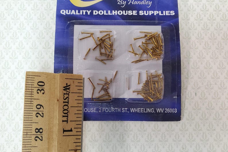 Clavos de latón pequeños y delgados de 1/4", paquete de 100 unidades, miniaturas para casas de muñecas. imagen 2
