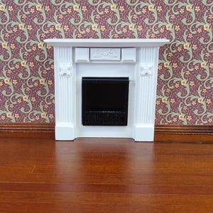 Dollhouse Miniature Fireplace Wood White Finish 1:12 Scale Furniture